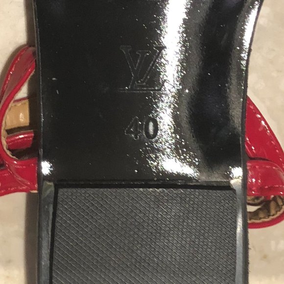 Like New LV Louis Vuitton women's red strappy sandals - Picture 4 of 6